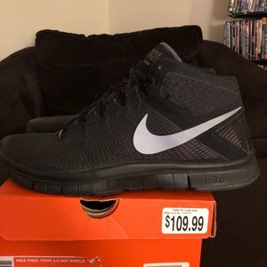 Men’s Nike Free Trainer 3.0 Mid Shield Sneakers